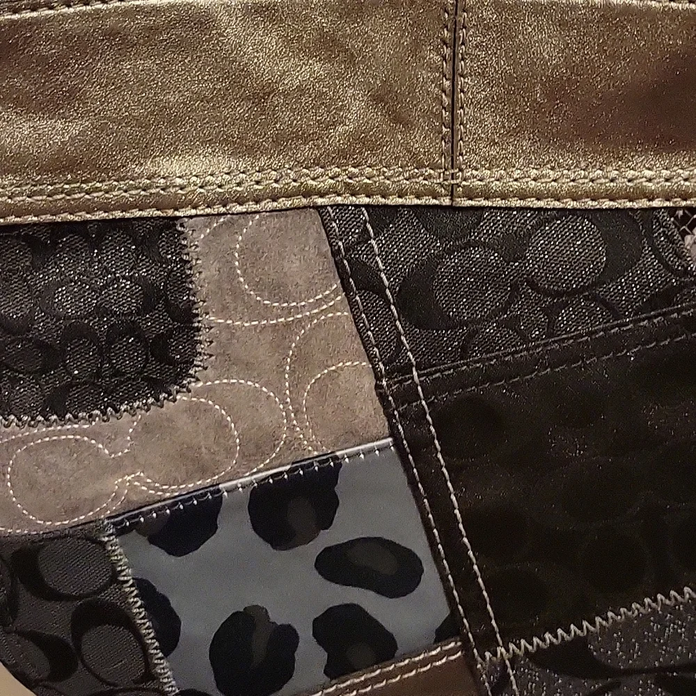 NWT: COACH Tonal Patchwork Zoe - Picture 5 of 16